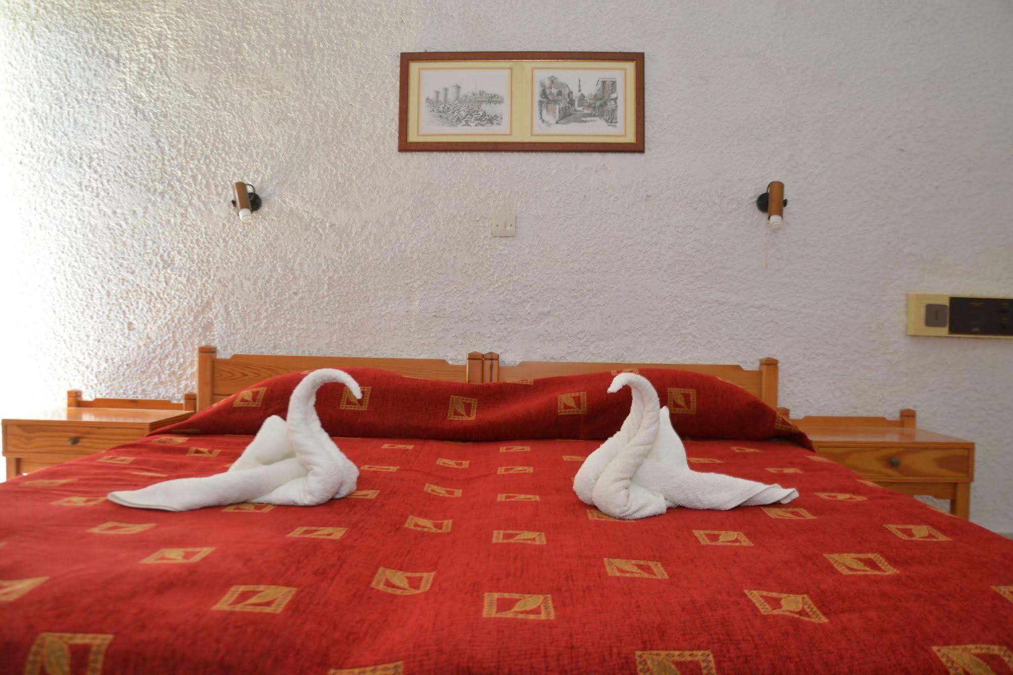 Hotel Benelux Kremastí