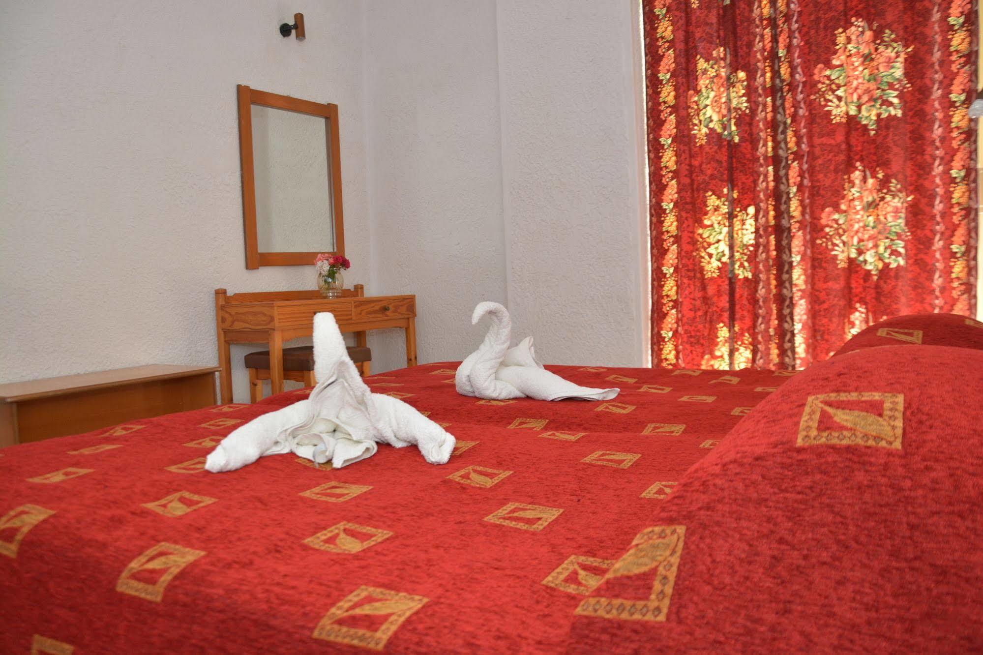 Benelux Hotel 2*