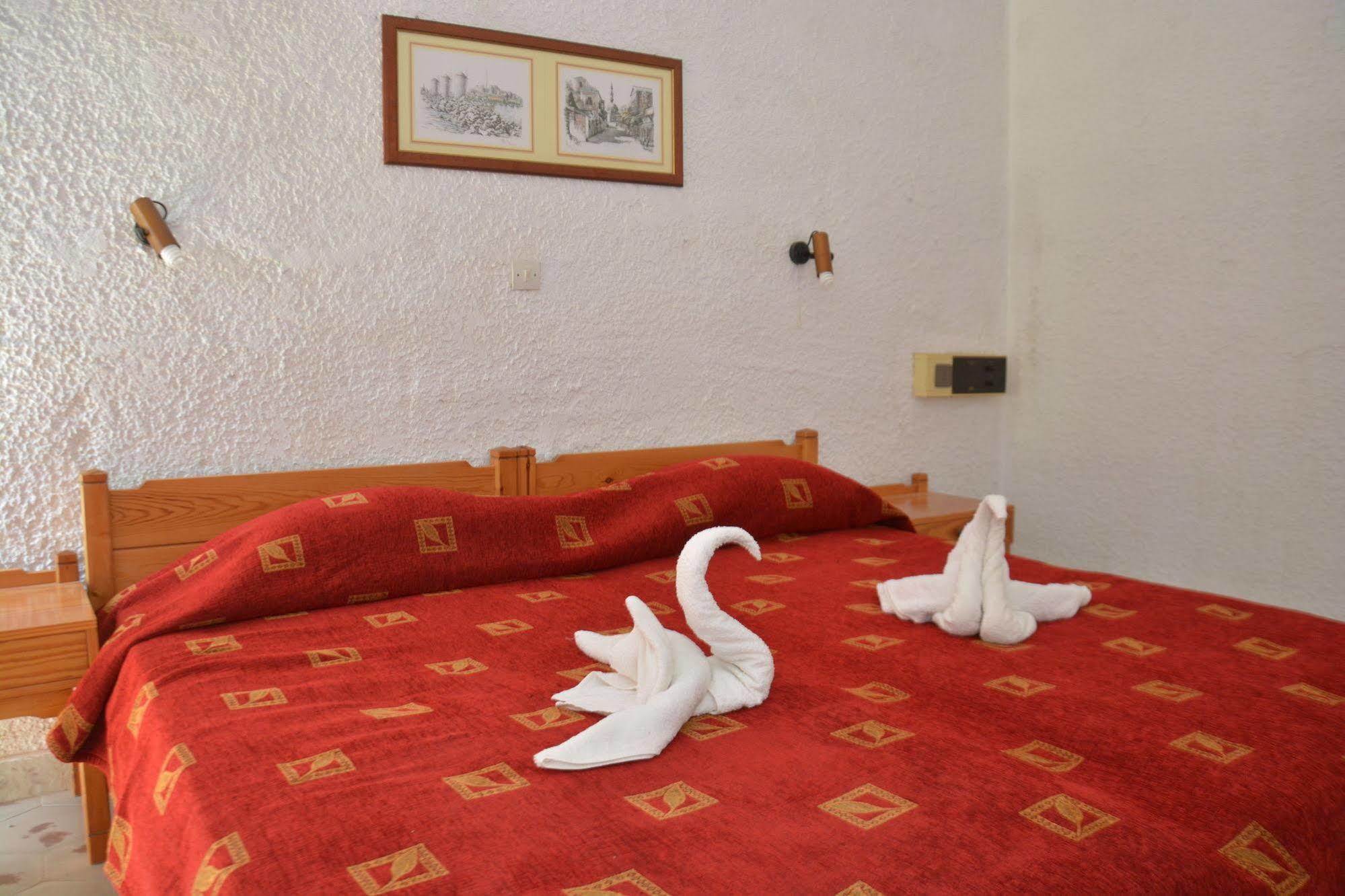 Hotel Benelux Kremastí